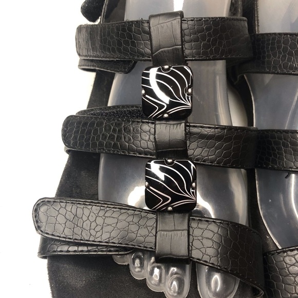 Vionic Orthotic Black Patent Pebbled Strappy Sandals Sz 9 Embellished Front - Picture 3 of 7